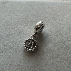 Pandora 21 charm .925